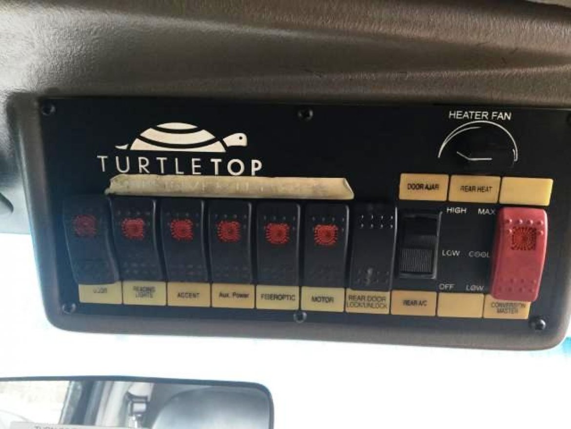Limo Bus for Sale in Blue Island, IL - Photo 3