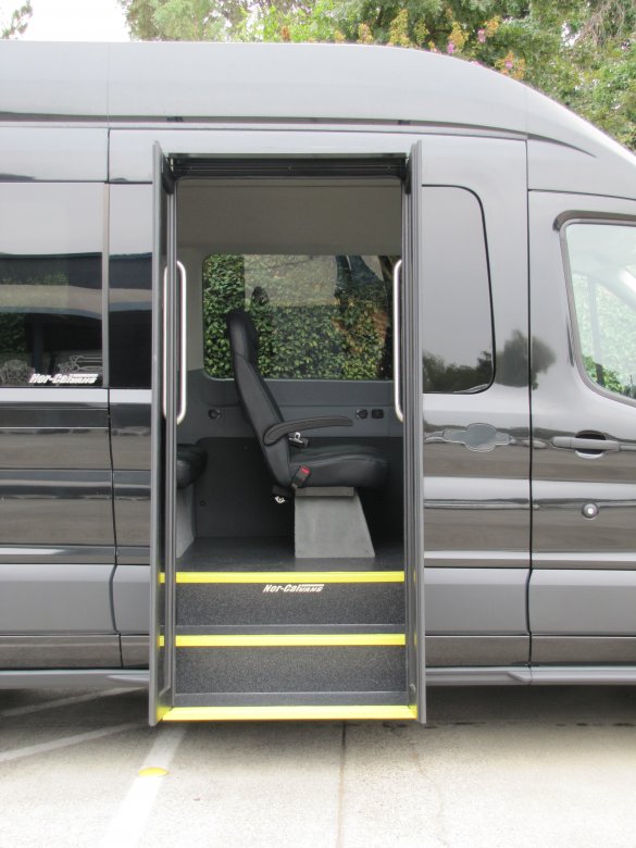 2015 Ford Transit 350 Wagon EL XLT Executive Shuttle for Sale in Chico, CA - Photo 2