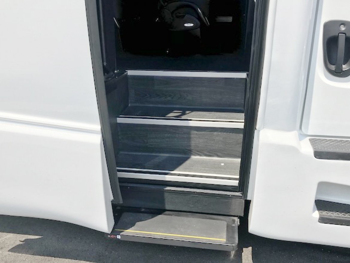 Shuttle Bus for Sale in Oaklyn, NJ - Photo 14
