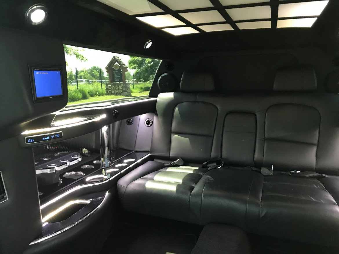 Limousine for Sale in Springfield, MO - Photo 23