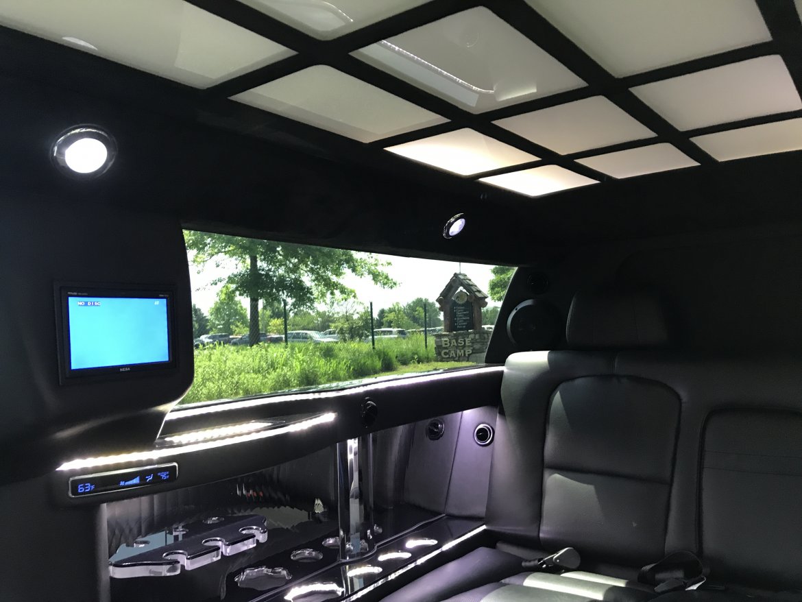 Limousine for Sale in Springfield, MO - Photo 24