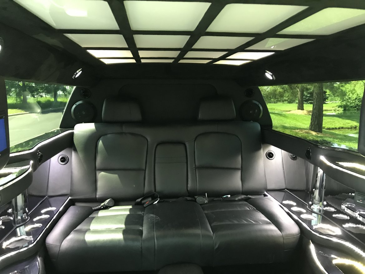 Limousine for Sale in Springfield, MO - Photo 28
