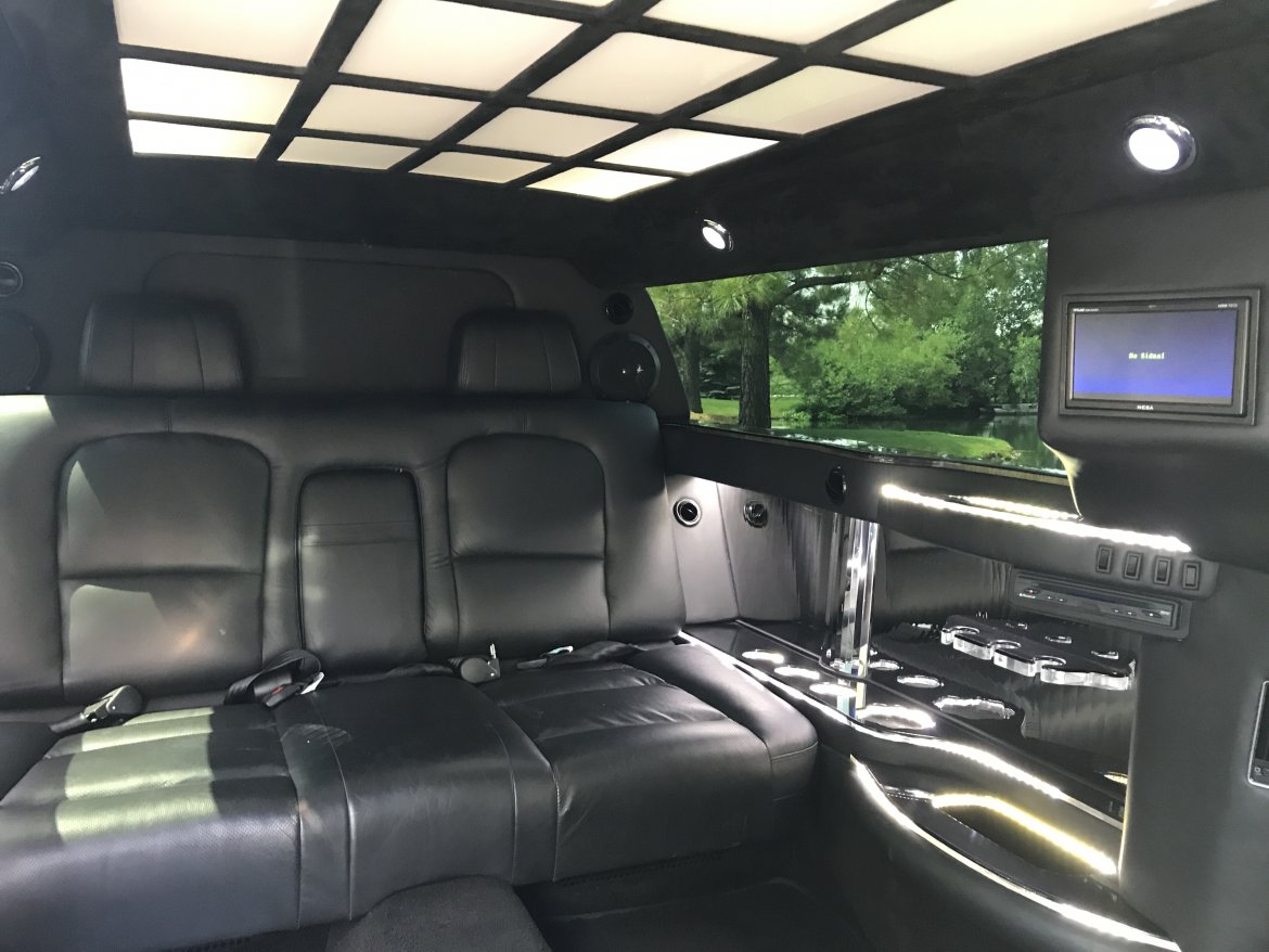 Limousine for Sale in Springfield, MO - Photo 31
