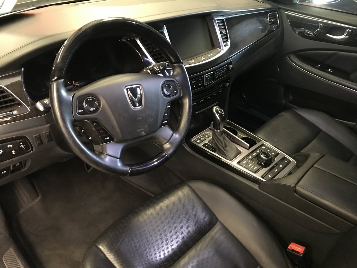 Limousine for Sale in Springfield, MO - Photo 33