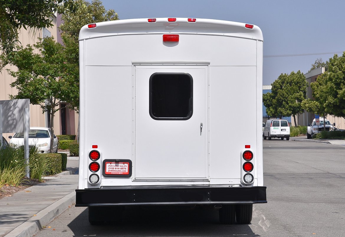 Limo Bus for Sale in Fontana, CA - Photo 6