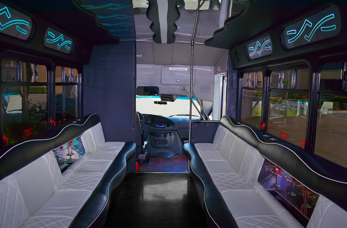 Limo Bus for Sale in Fontana, CA - Photo 14