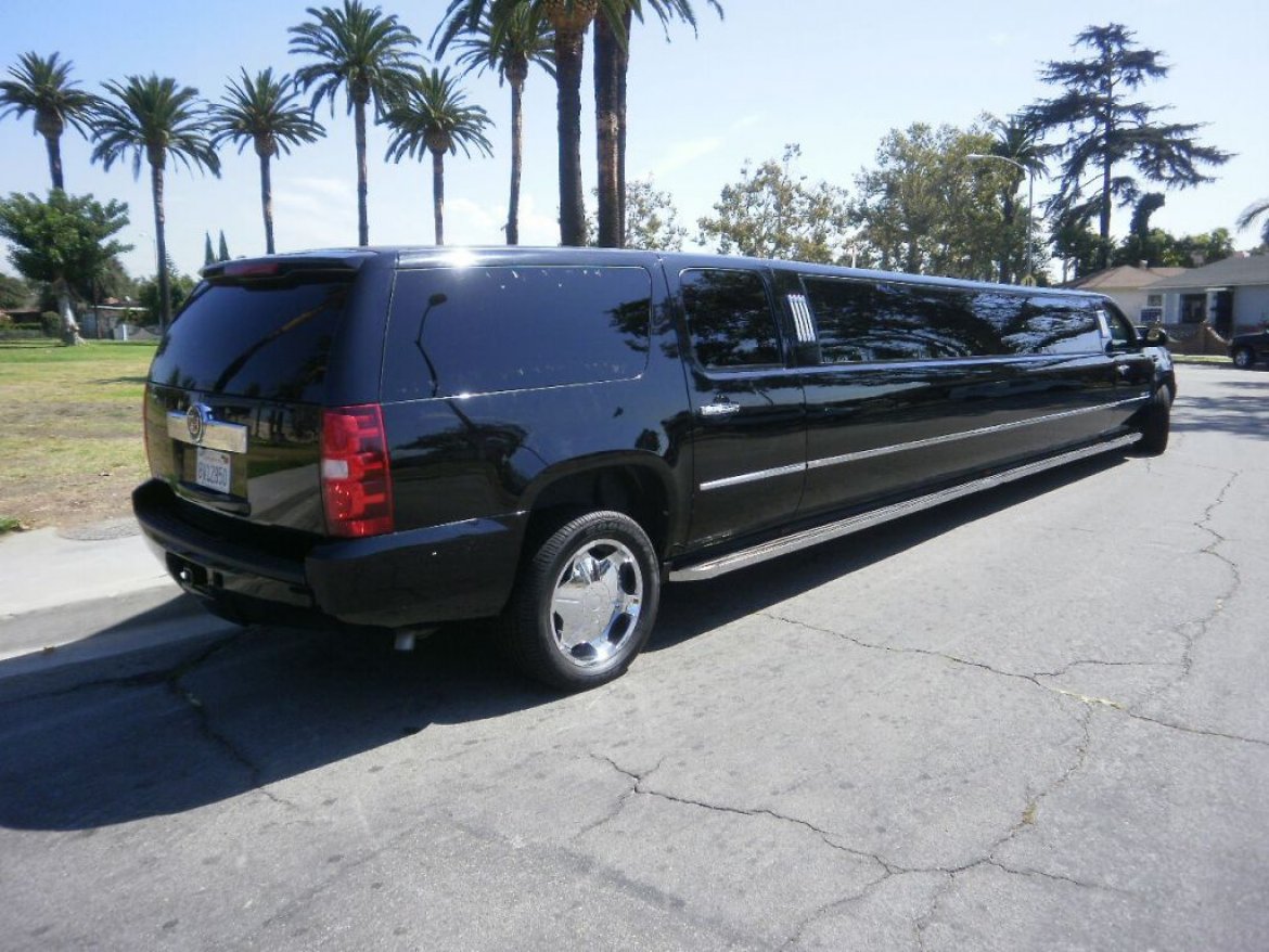 Limousine for Sale in Los Angeles, CA - Photo 3