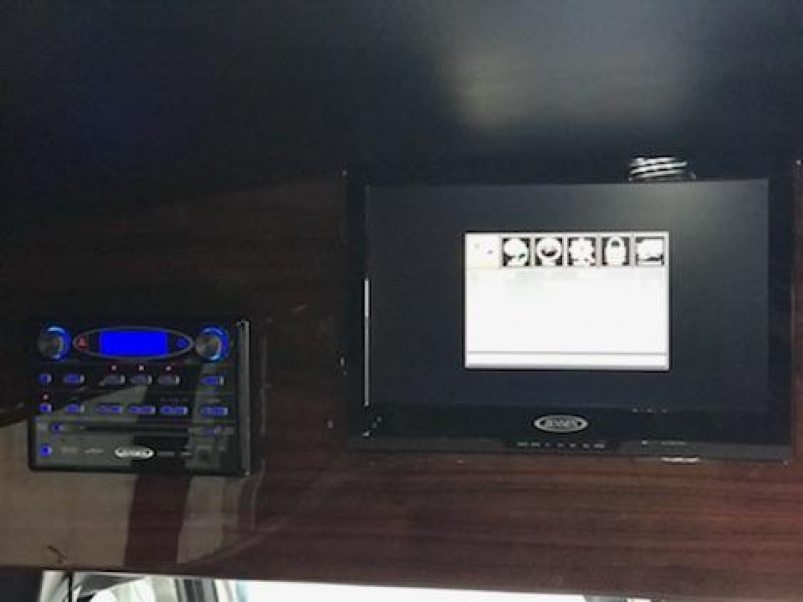 Limo Bus for Sale in Spokane, WA - Photo 9