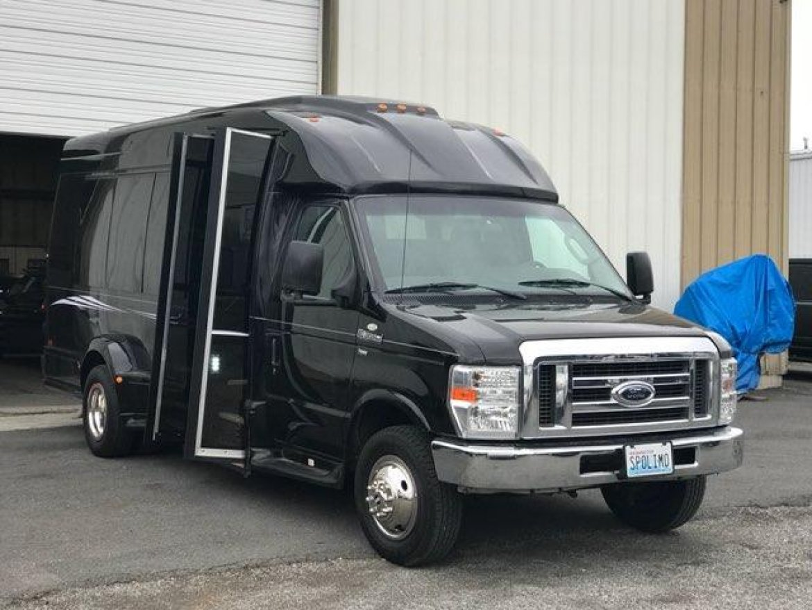 Limo Bus for sale: 2012 Ford E-350 by Turtle Top