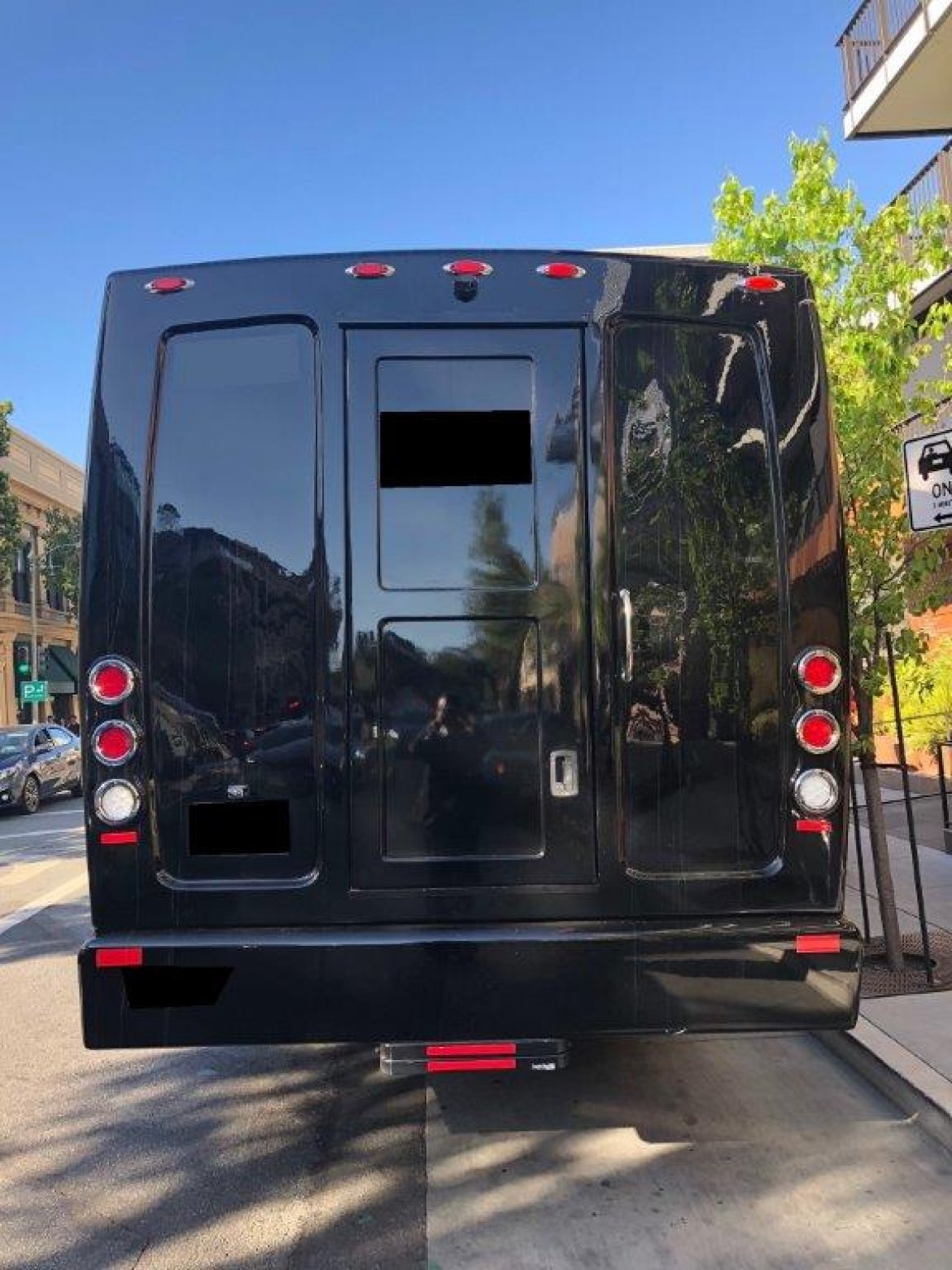 Executive Shuttle for Sale in Riverside, CA - Photo 5