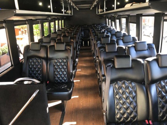 2015 Freightliner M2 Executive Shuttle for Sale in Riverside, CA - Photo 3