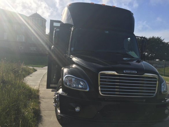 2016 Freightliner M2 Executive Shuttle for Sale in Riverside, CA - Main Photo