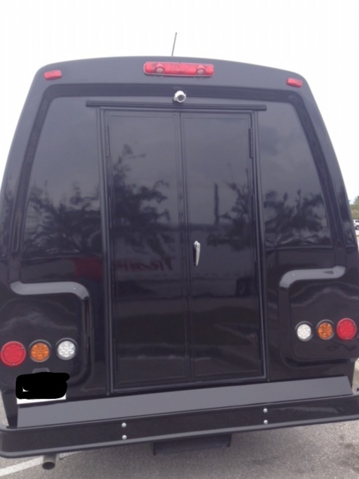 Limo Bus for Sale in Merrimac, MA - Photo 3