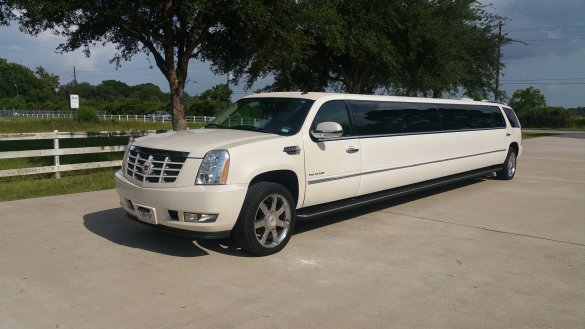 2010 Cadillac Escalade SUV Stretch for Sale in Houston, TX - Photo 3