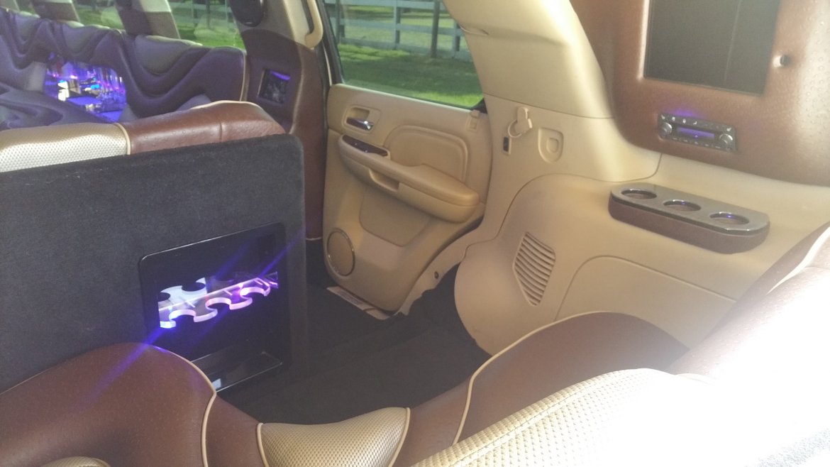 SUV Stretch for Sale in Houston, TX - Photo 16
