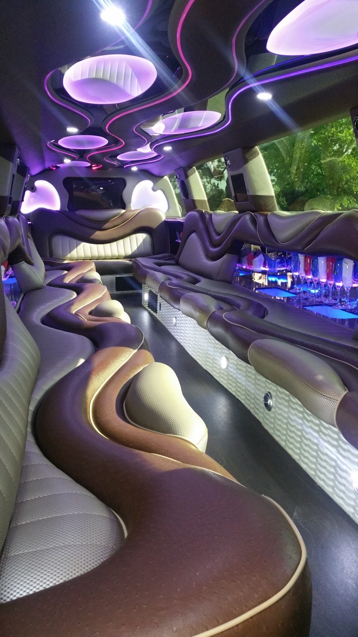 SUV Stretch for Sale in Houston, TX - Photo 18