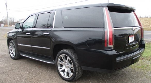 2015 Cadillac SUV SUV for Sale in Bellefontaine, OH - Photo 2