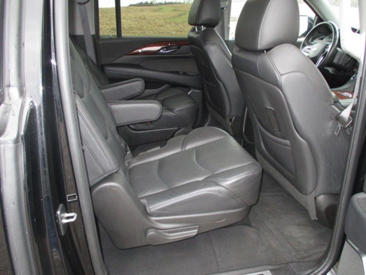 Photo of SUV for sale: 2015 Cadillac SUV