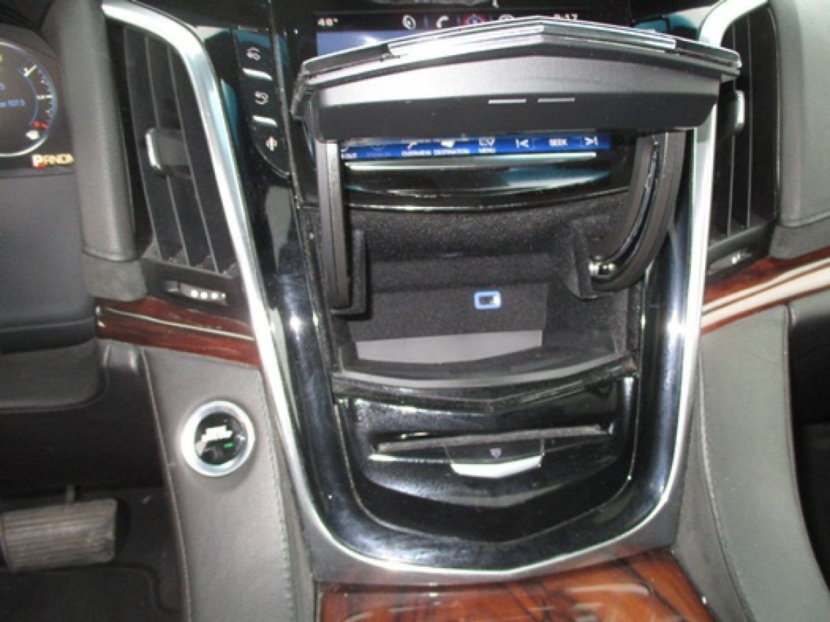 Photo of SUV for sale: 2015 Cadillac SUV