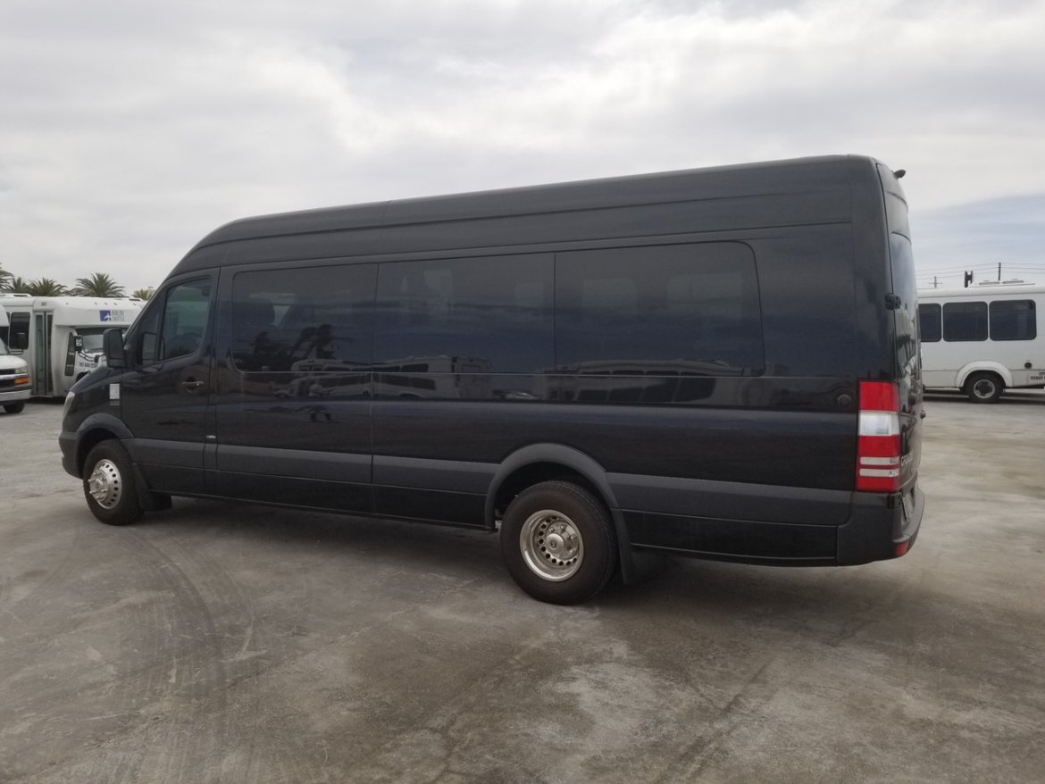 Executive Shuttle for Sale in Fontana, CA - Photo 5