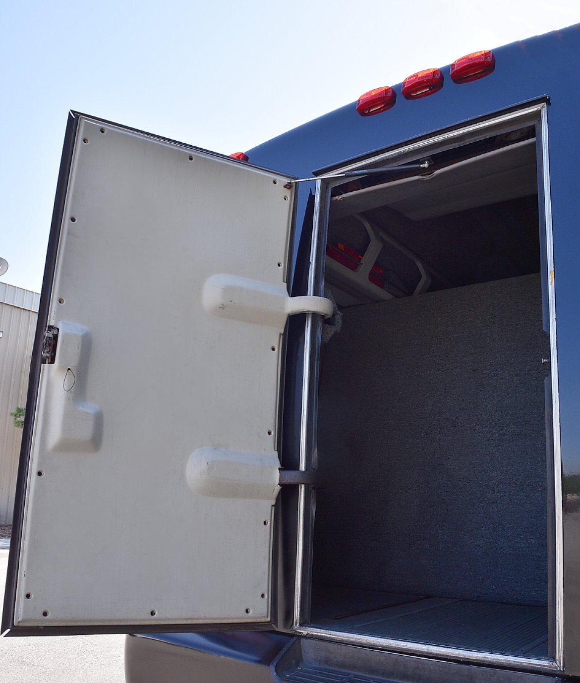 Shuttle Bus for Sale in Fontana, CA - Photo 9