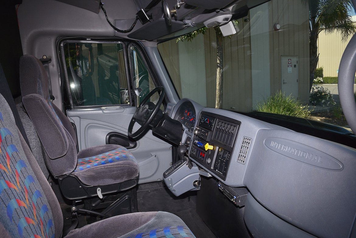 Shuttle Bus for Sale in Fontana, CA - Photo 10
