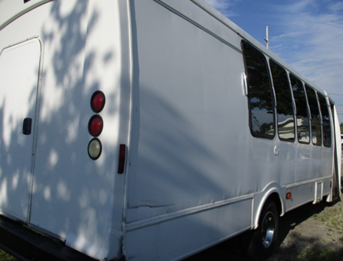 Photo of Limo Bus for sale: 2000 Ford E450 by Turtle Top