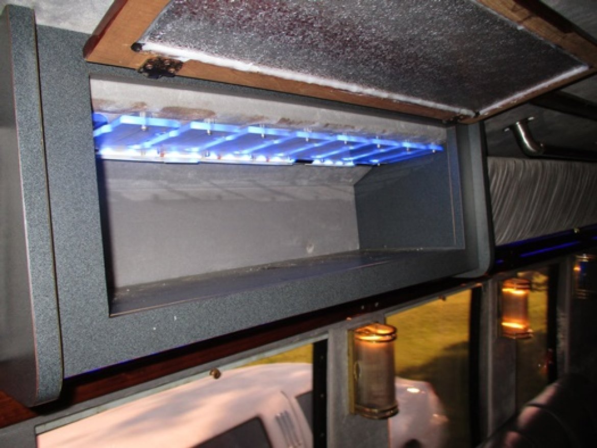 Photo of Limo Bus for sale: 2000 Ford E450 by Turtle Top