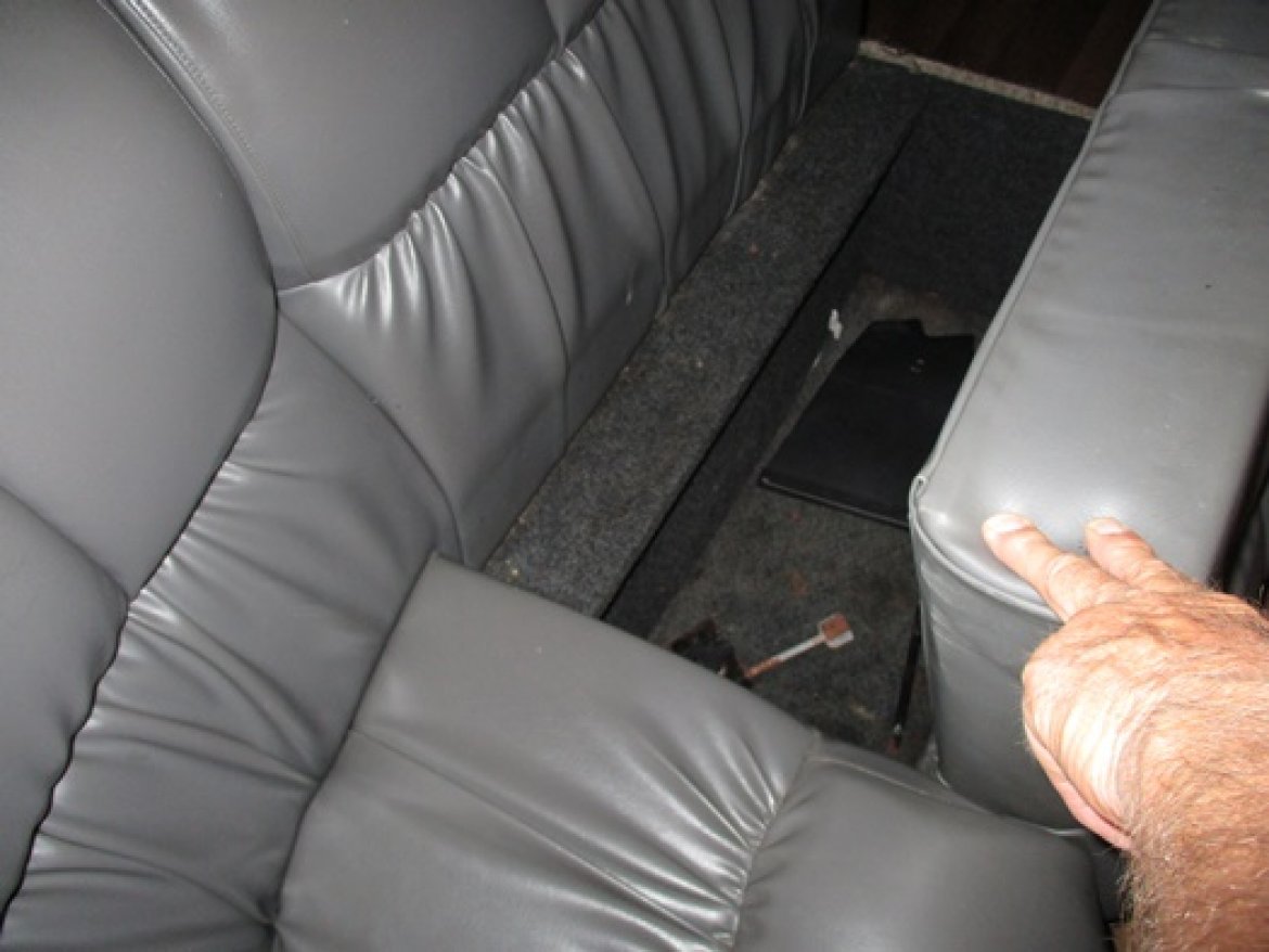 Photo of Limo Bus for sale: 2000 Ford E450 by Turtle Top