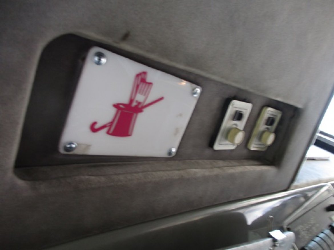 Photo of Limo Bus for sale: 2000 Ford E450 by Turtle Top