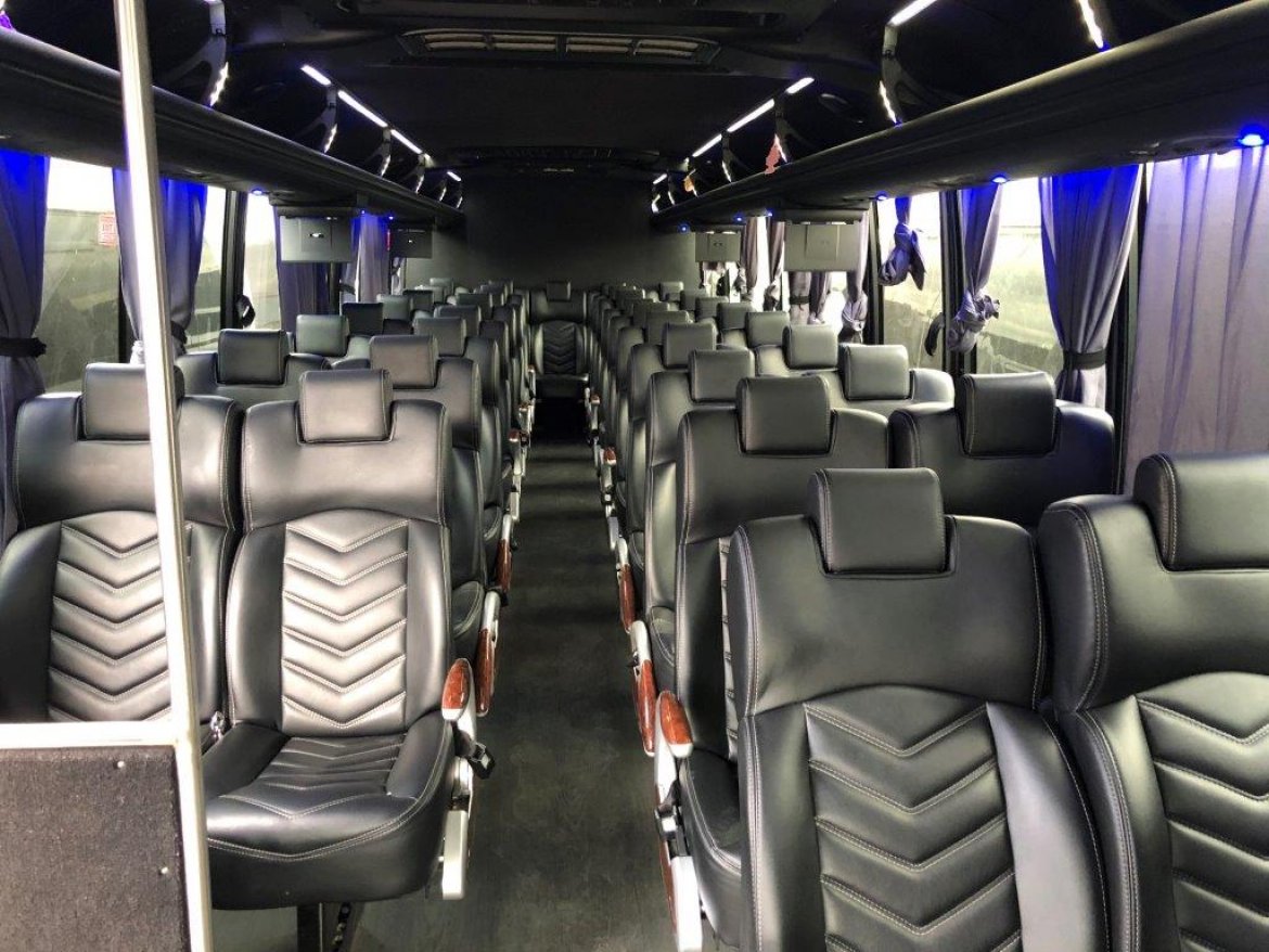 Executive Shuttle for Sale in Riverside, CA - Photo 14