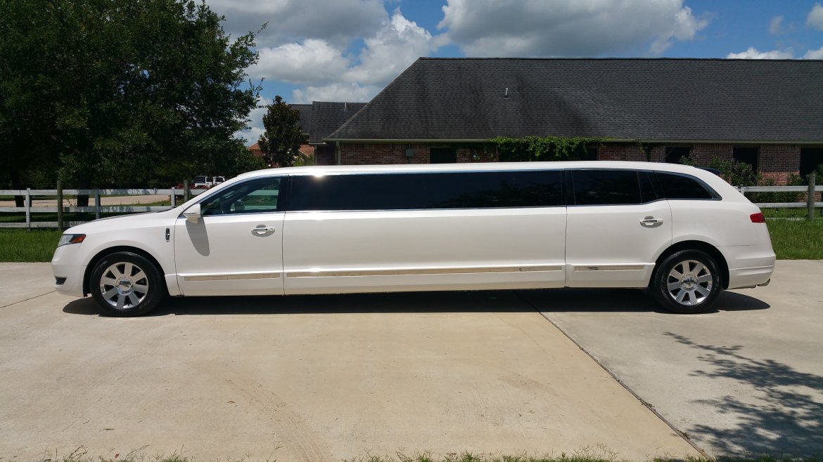 Limousine for Sale in Houston, TX - Photo 5