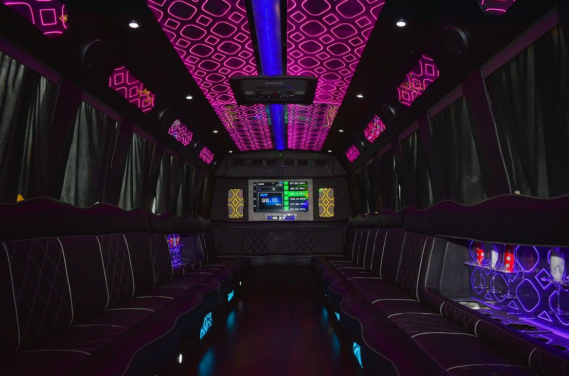 Limo Bus for Sale in Fontana, CA - Photo 13