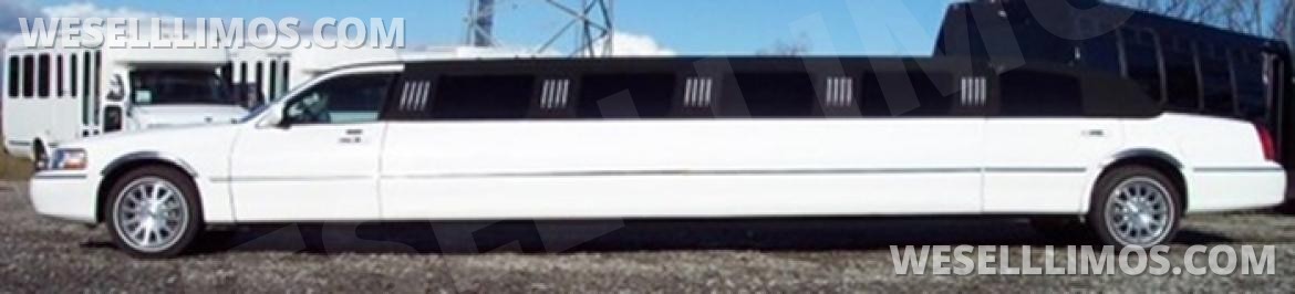 Photo of Limousine for sale: 2006 Lincoln Town Car 180&quot; by Aergo