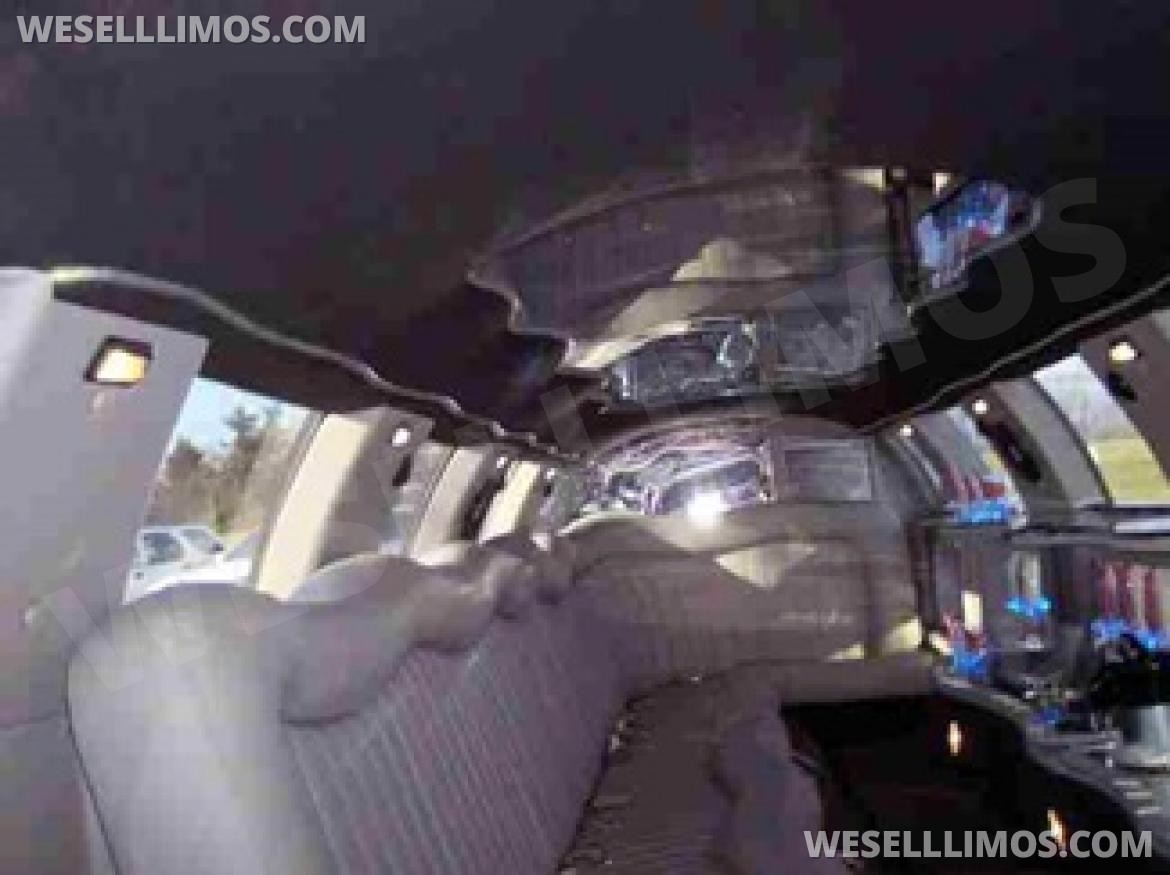 Photo of Limousine for sale: 2006 Lincoln Town Car 180&quot; by Aergo