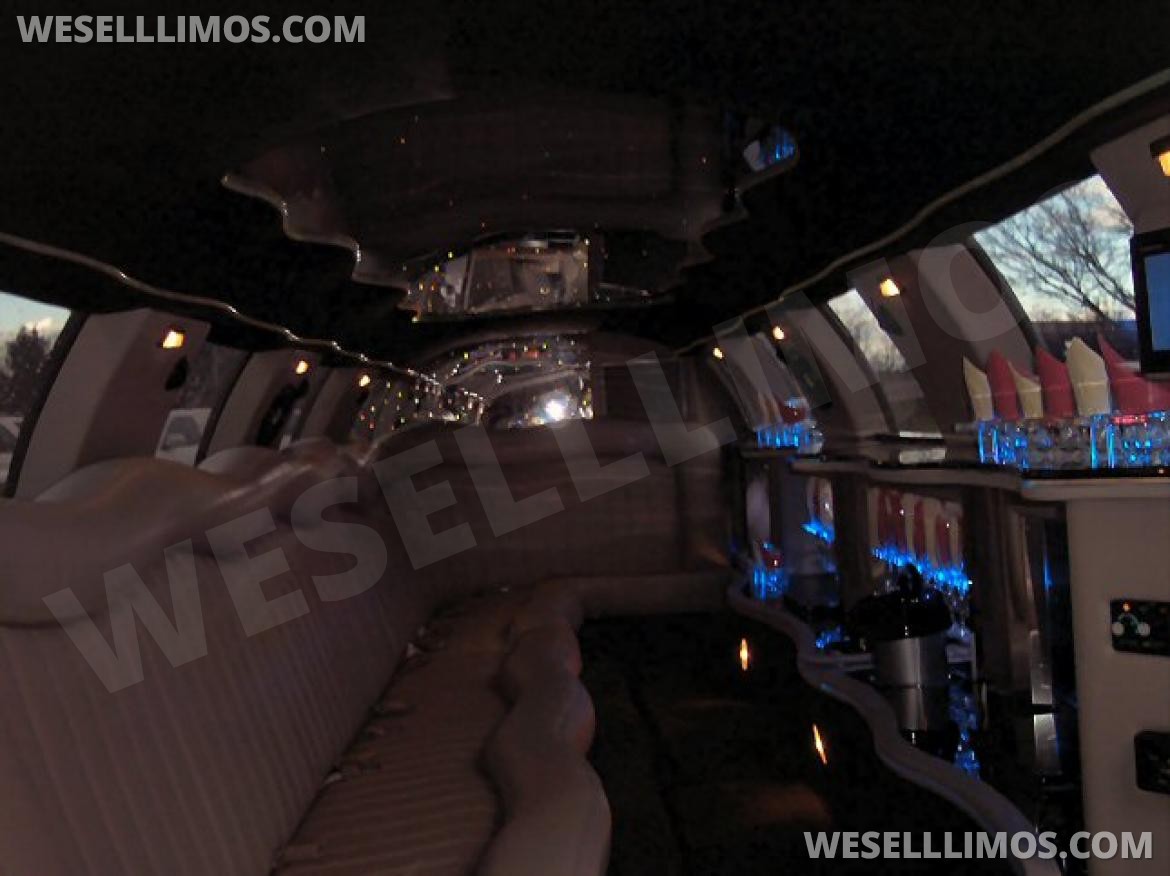 Photo of Limousine for sale: 2006 Lincoln Town Car 180&quot; by Aergo