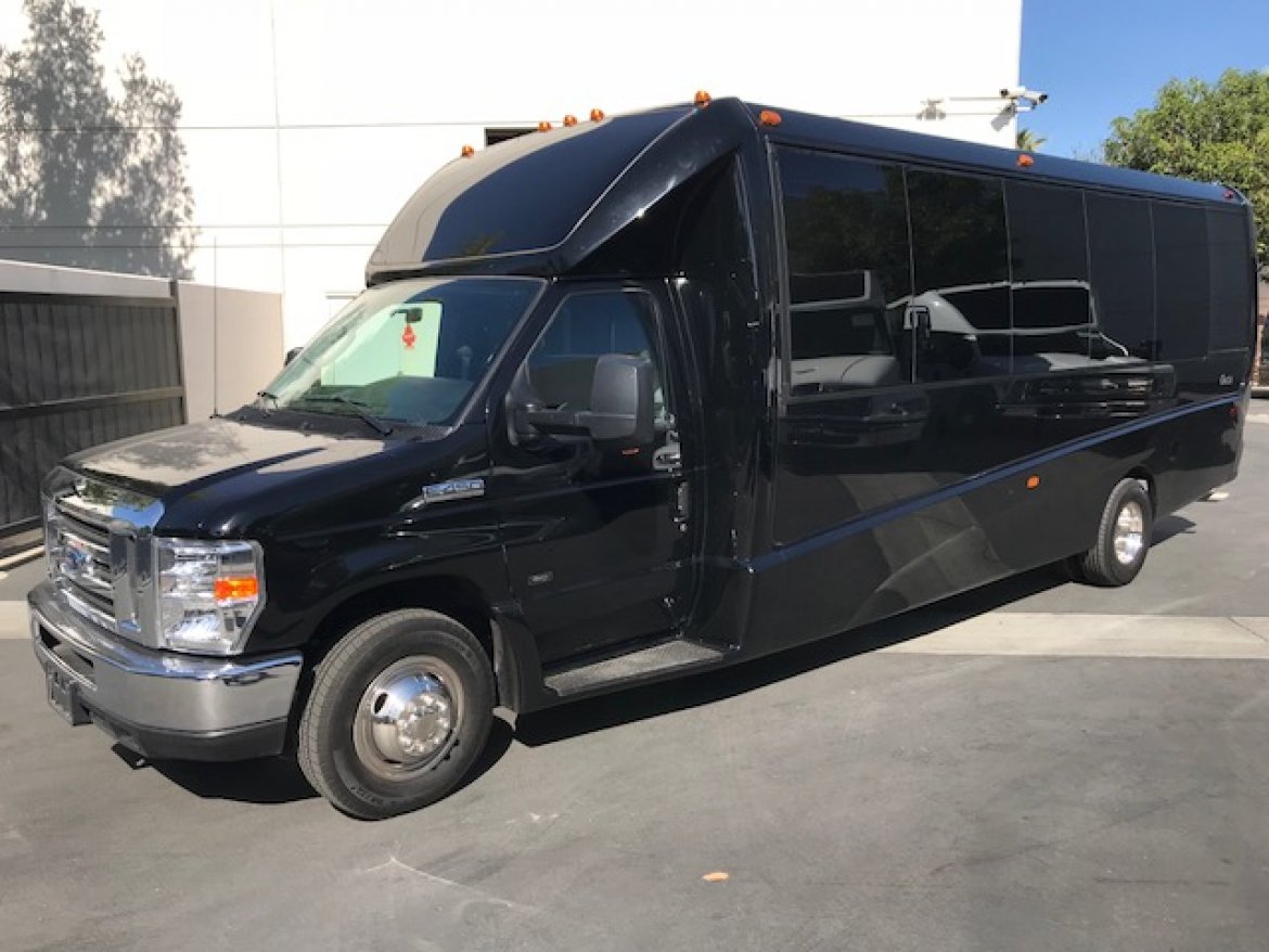 Limo Bus for Sale in Riverside, CA - Photo 4