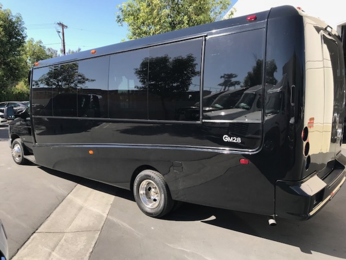 Limo Bus for Sale in Riverside, CA - Photo 5