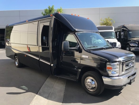 2017 Ford E450 Limo Bus for Sale in Riverside, CA - Main Photo