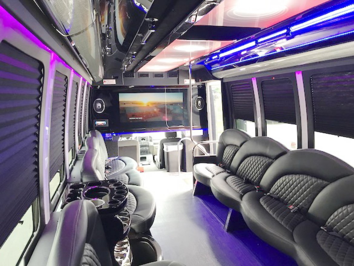 Limo Bus for Sale in Oaklyn, NJ - Photo 8