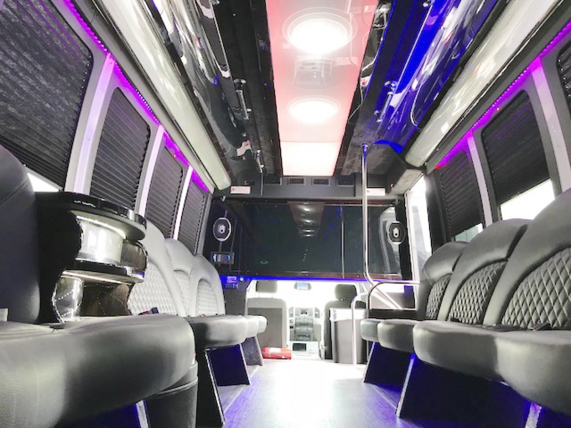 Limo Bus for Sale in Oaklyn, NJ - Photo 13
