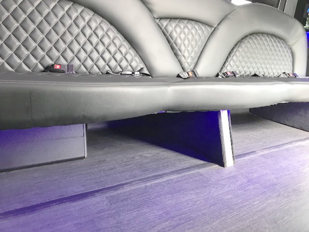 Limo Bus for Sale in Oaklyn, NJ - Photo 14