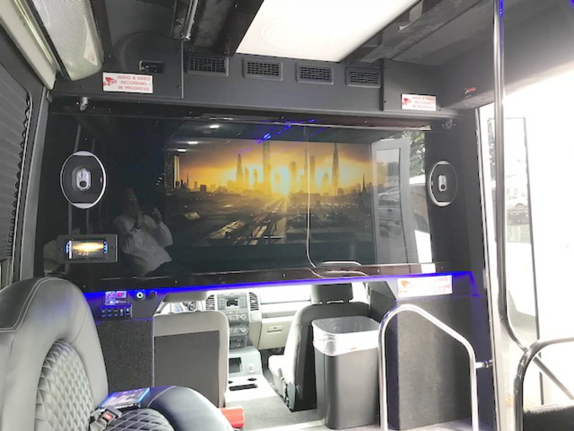 Limo Bus for Sale in Oaklyn, NJ - Photo 17