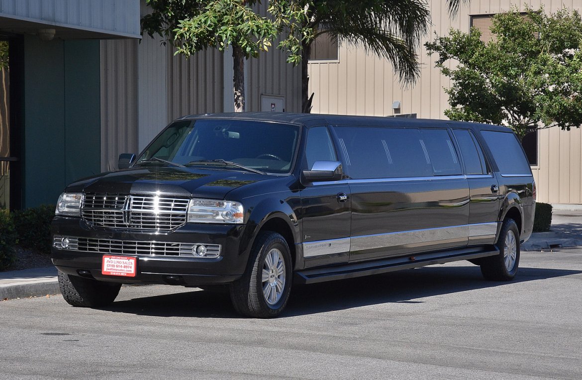 SUV Stretch for Sale in Fontana, CA - Photo 2