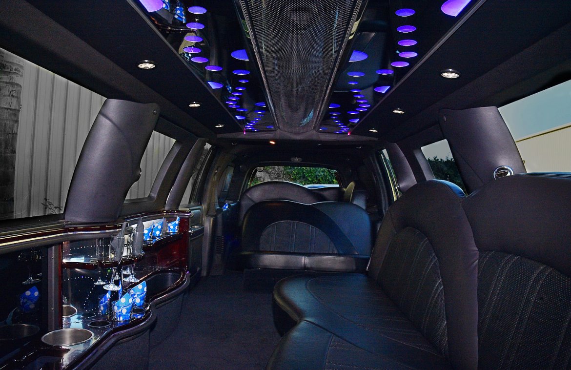 SUV Stretch for Sale in Fontana, CA - Photo 14