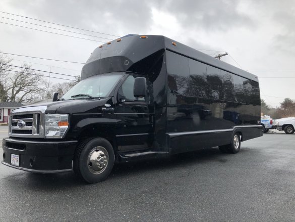 2011 Ford E450 Limo Bus for Sale in Westport, MA - Main Photo