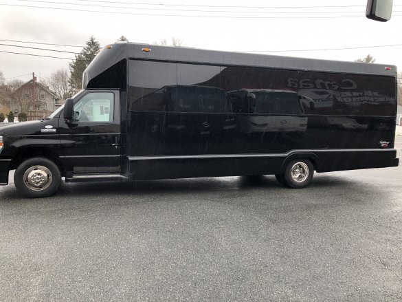 2011 Ford E450 Limo Bus for Sale in Westport, MA - Photo 2