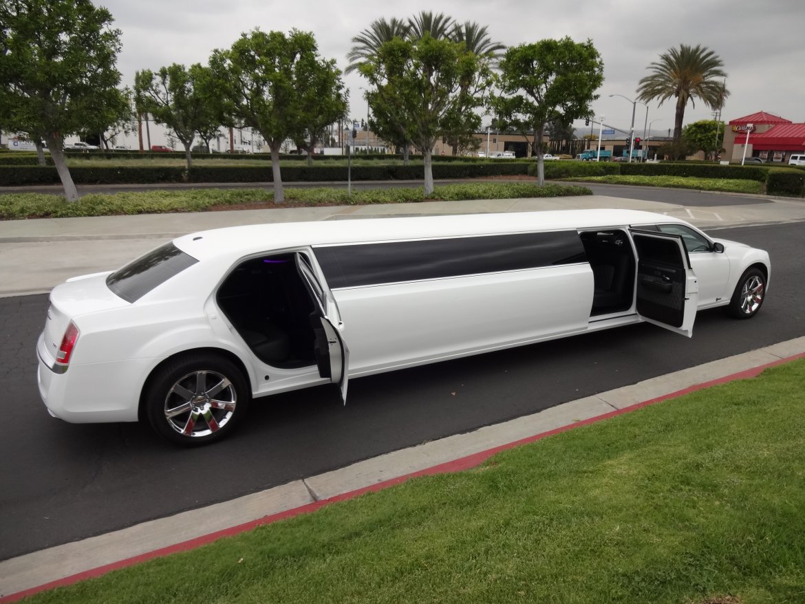 Limousine for Sale in Westport, MA - Photo 4