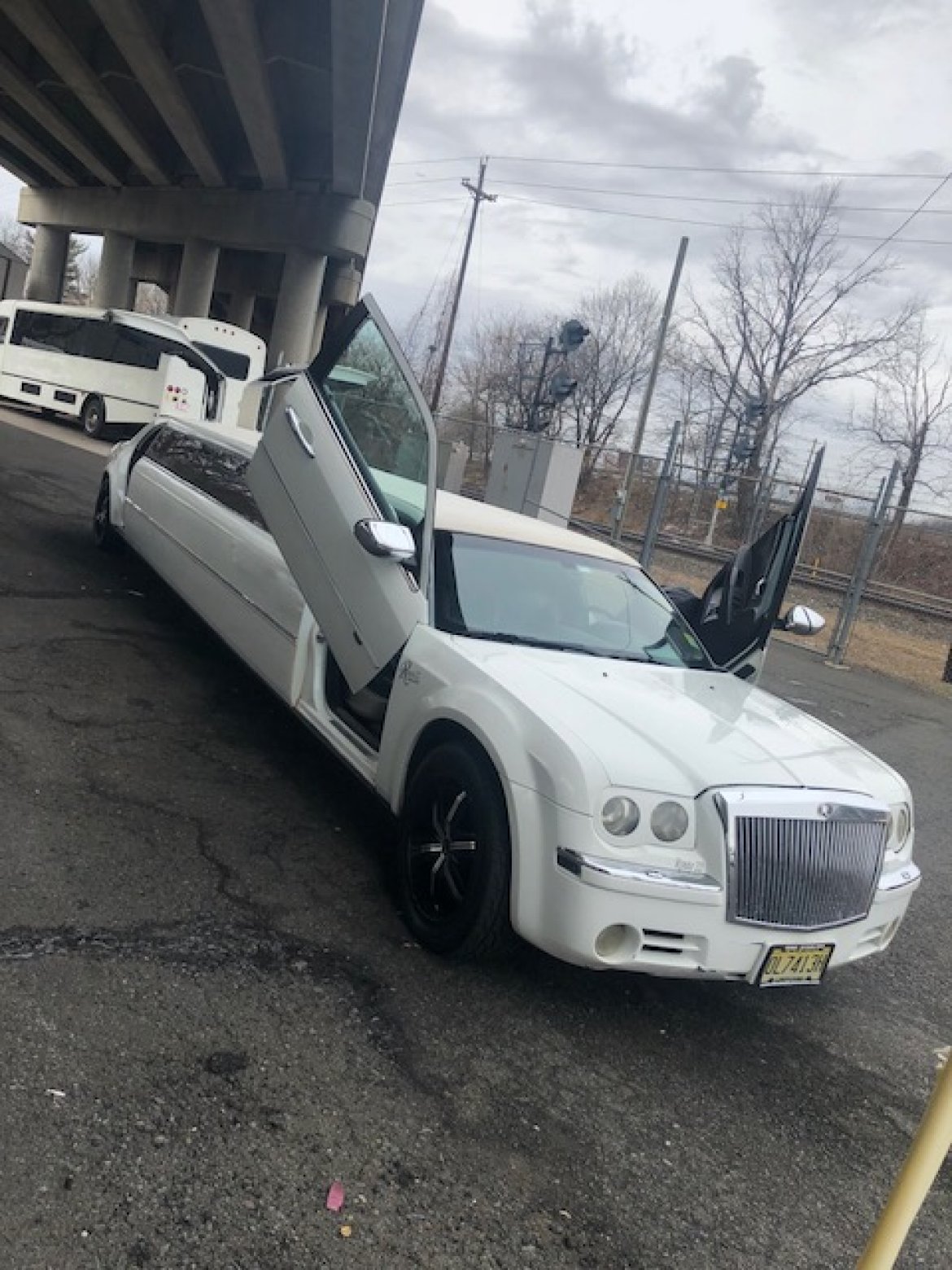 Limousine for Sale in Lawrence, MA - Photo 3