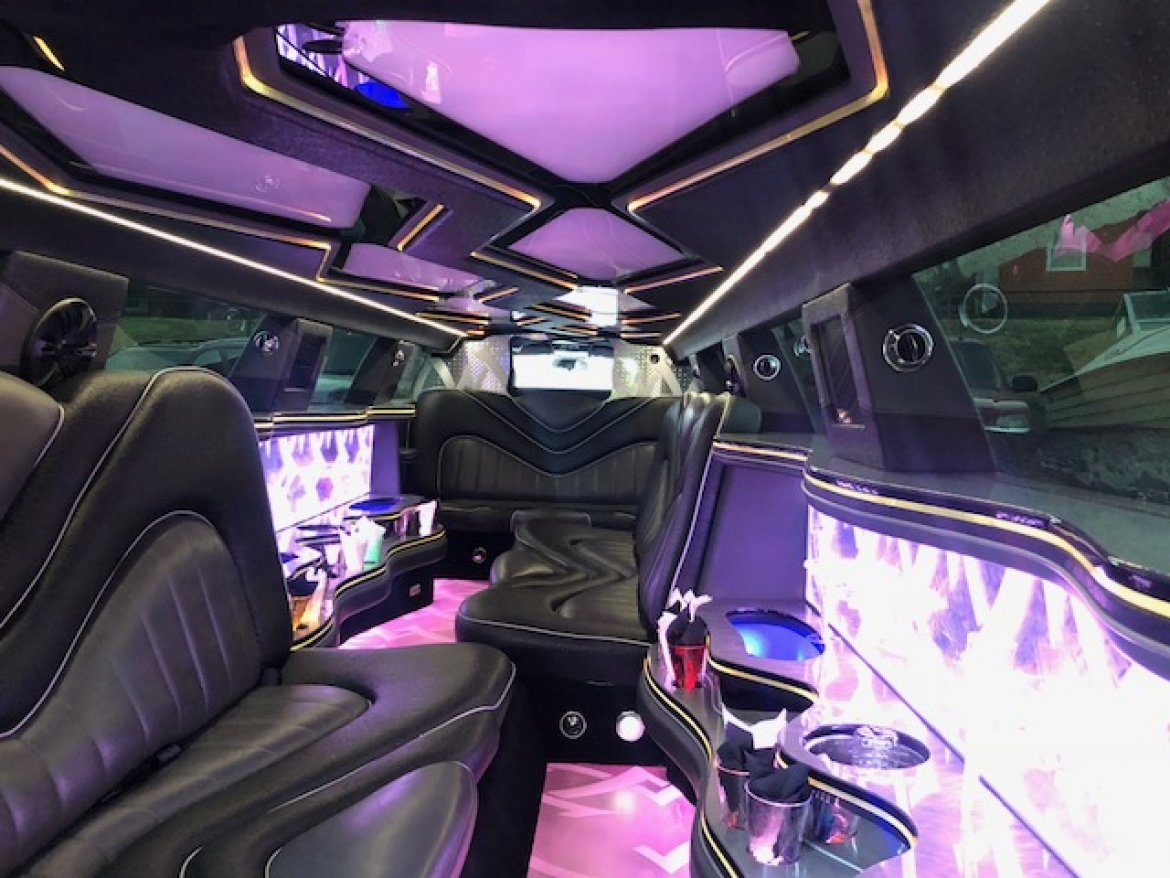 Limousine for Sale in Lawrence, MA - Photo 6